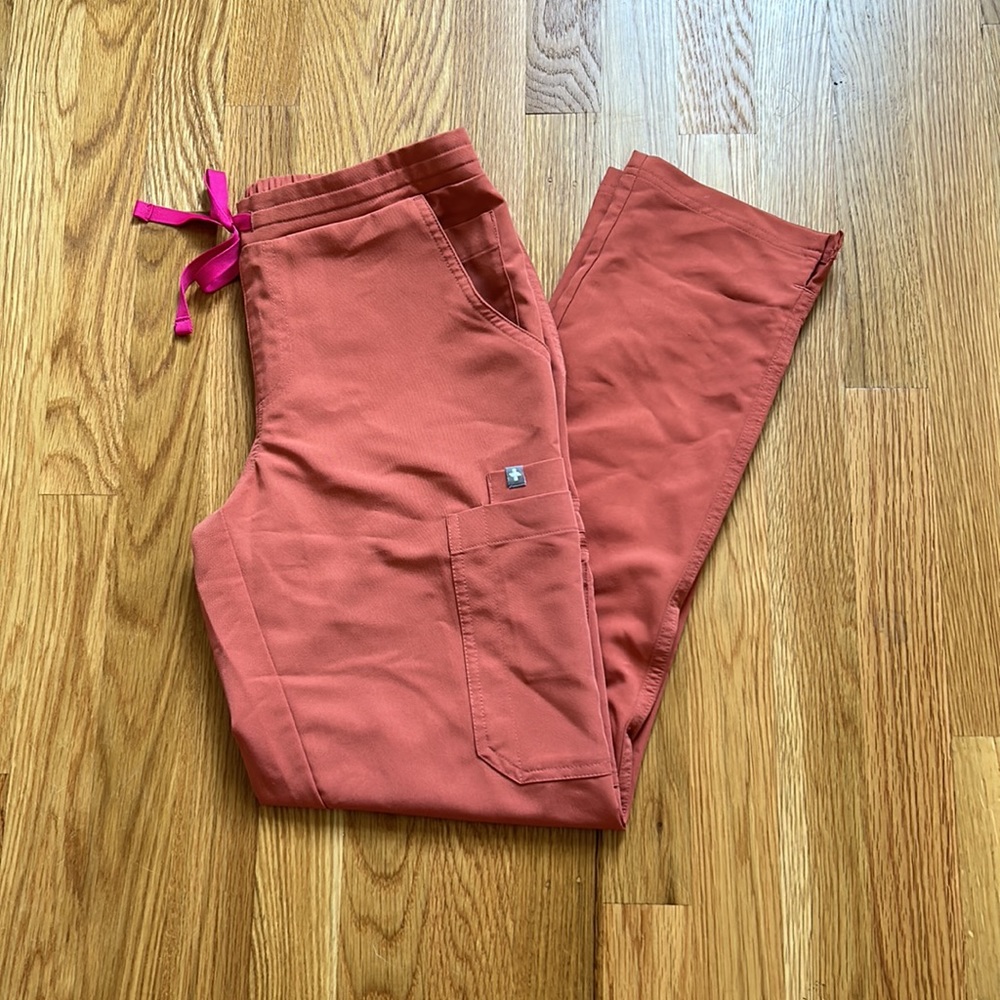Figs Zola Skinny Scrub Pant in Terracotta